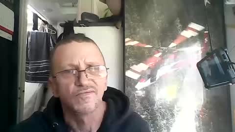 Steve... aka SkinnieDippin aka TimberTramp online show from October 5, 7:10 pm