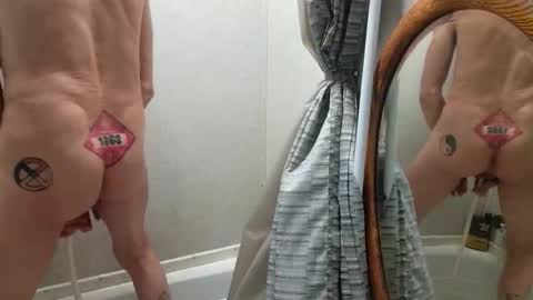 Steve... aka SkinnieDippin aka TimberTramp online show from March 21, 7:51 pm