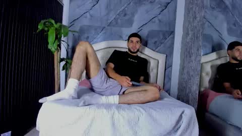 bry_dalton online show from November 19, 4:56 am