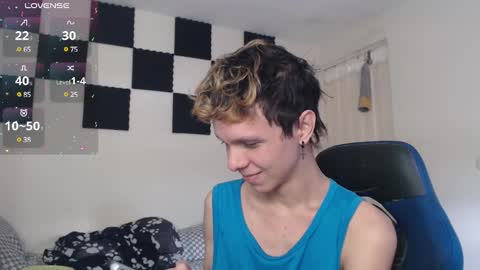 Snapshot of bryamado chatting on March 8, 3:24 pm bryamado online show from March 8, 3:24 pm