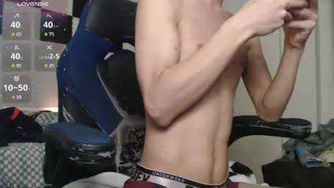Snapshot of bryamado chatting on March 11, 3:04 am bryamado online show from March 11, 3:04 am