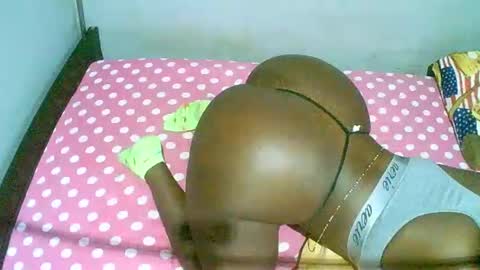 dee online show from December 15, 3:20 pm