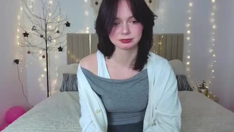 Leona online show from January 10, 7:14 am