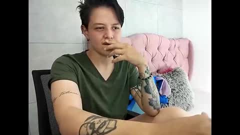 bug2025 online show from October 30, 2:23 am