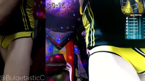 Snapshot of bulgetasticc chatting on October 4, 9:56 pm BulgetasticC online show from October 4, 9:56 pm