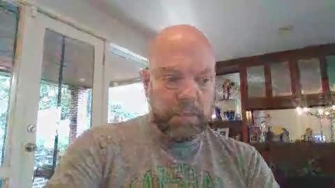 Snapshot of bulldog302w chatting on October 26, 5:12 pm bulldog302w online show from October 26, 5:12 pm