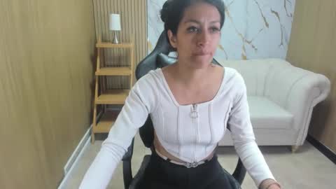 bulma_blue_tf online show from December 17, 12:45 pm