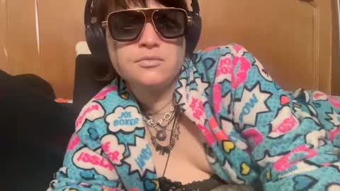 bunbunninjaz online show from January 5, 3:13 pm