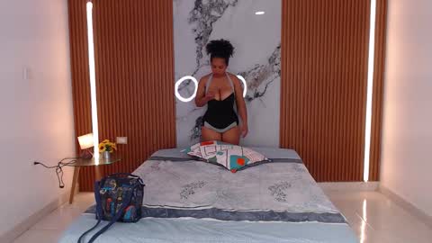 Rossi Hill online show from February 20, 11:45 am