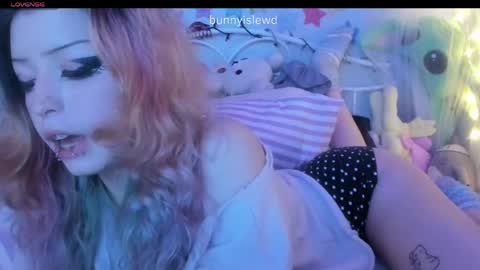 bunnyislewd online show from April 28, 4:06 am