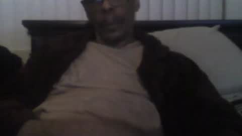 Busturgutzgd1 online show from January 4, 6:41 am