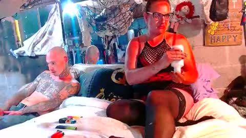 BustyBabie9 online show from October 16, 1:16 am