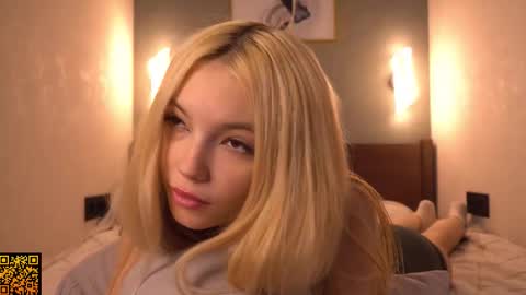 butteflai online show from December 15, 7:48 am