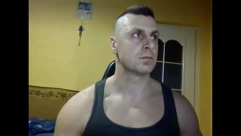 bzykacz1988 online show from January 18, 9:13 pm