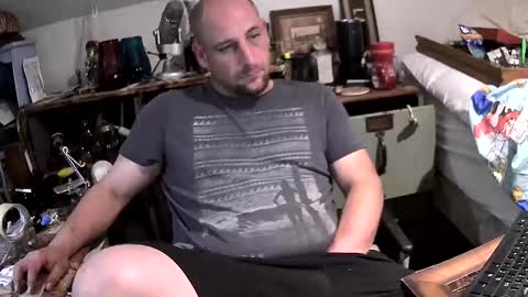 Snapshot of c547409 chatting on October 21, 10:20 am c547409 online show from October 21, 10:20 am