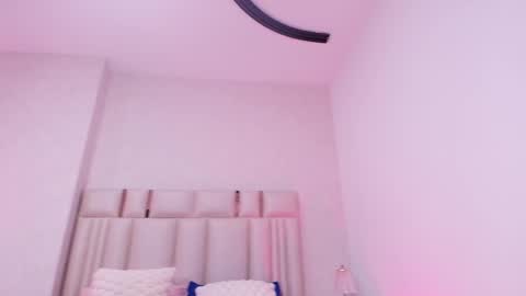 Carolina online show from November 13, 3:31 am