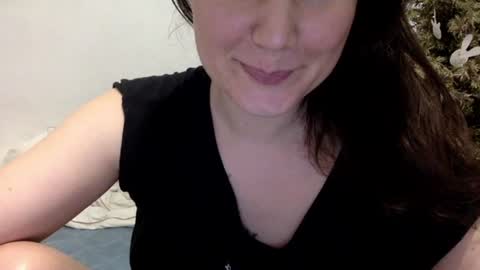 Lamb online show from April 12, 6:01 pm