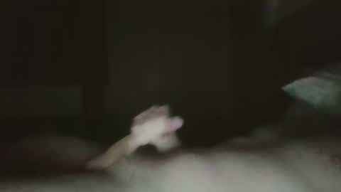 caguy2810 online show from December 3, 1:04 am