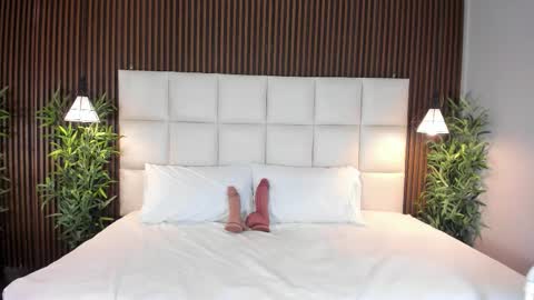 CailynBrown online show from October 15, 4:49 am