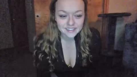 Caity online show from November 9, 4:49 am