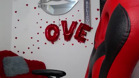 caius online show from March 7, 11:54 am