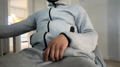 longjohns online show from March 11, 12:50 pm