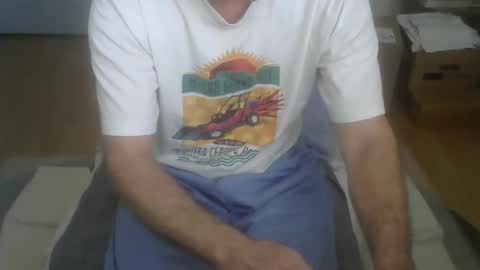 Snapshot of califun4u chatting on January 16, 10:23 pm califun4u online show from January 16, 10:23 pm