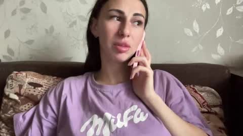 Anna online show from November 6, 8:28 am