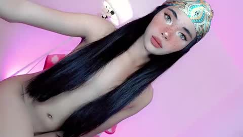 call_me_nina online show from May 13, 4:44 am