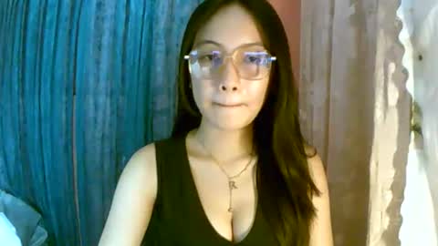 Freya online show from November 5, 8:27 am