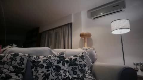 Crazy Happy Me online show from March 21, 6:56 pm