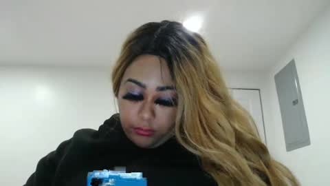 camzxoxox online show from December 4, 10:57 pm