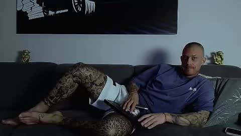 Calvin  online show from October 28, 12:22 am