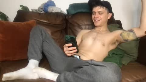 CamDoAttitude online show from February 5, 10:24 pm