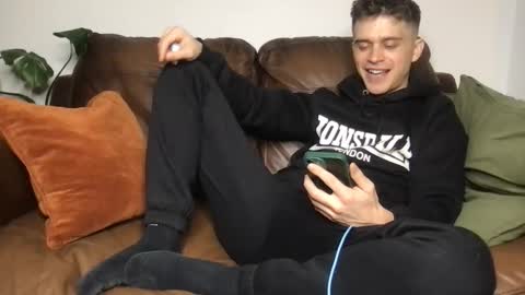 CamDoAttitude online show from March 3, 11:01 pm