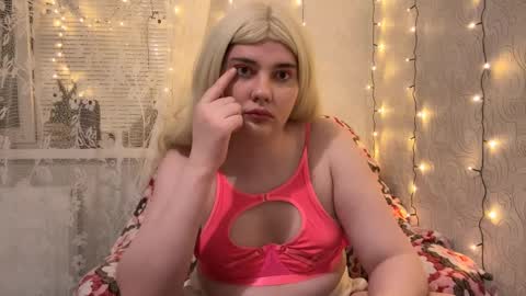 Snapshot of camgirl_xx chatting on January 23, 6:24 pm Marta online show from January 23, 6:24 pm