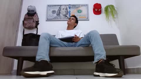 camilo online show from April 8, 2:58 am