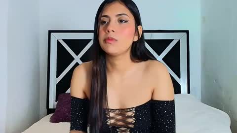 cami_cute00 online show from February 20, 8:33 pm