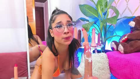 Camila online show from April 9, 6:19 am