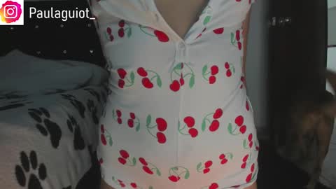 Snapshot of cami_hunter chatting on February 24, 5:42 pm   online show from February 24, 5:42 pm