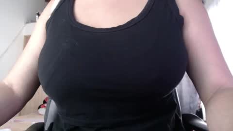 camila online show from February 12, 12:33 pm