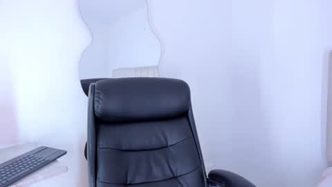 Snapshot of camila_adams chatting on February 25, 11:26 pm Cami online show from February 25, 11:26 pm