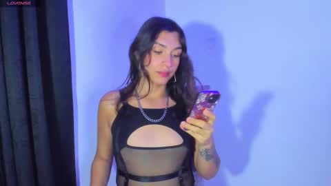  s online show from February 24, 5:00 am