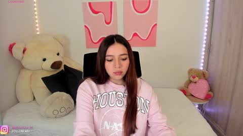  C A M I  online show from December 5, 11:12 pm