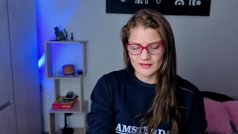 Camila ventura online show from November 10, 8:00 pm