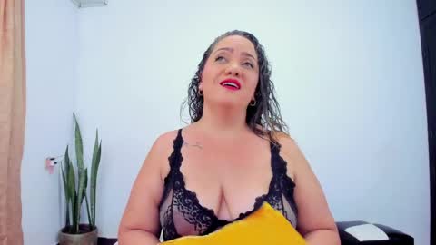camilaa foxxx online show from April 18, 7:58 pm