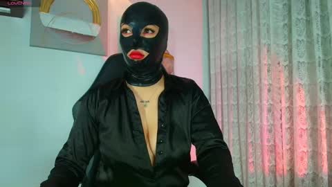    online show from September 11, 9:32 am