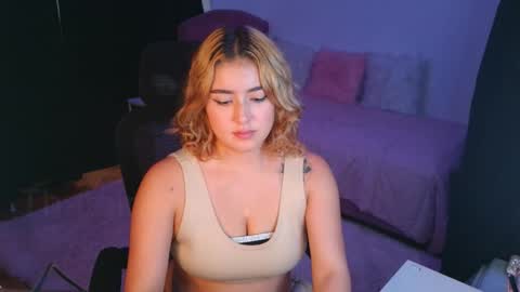 camilamarsh online show from November 21, 10:19 pm