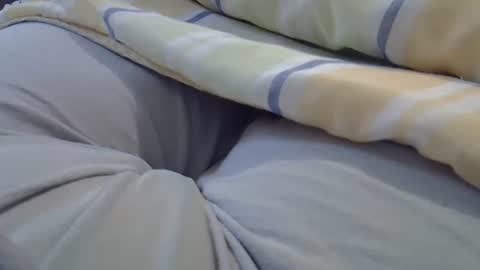 flash 50 tokens BIG CLIT  tits pussy. masturbation big clit 150 tokens fingers inside pussy 1000 tk  pump big clit 300 tk online show from December 15, 8:16 pm