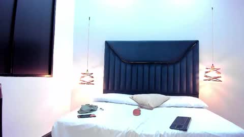 camilavoit online show from December 21, 2:07 am